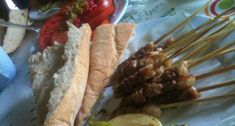 Sisci Yasar In Yeri Selcuk Izmir